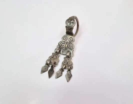 Серьга